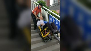 BR-SC003 Motorized Electric Stair Climbing Wheelchair