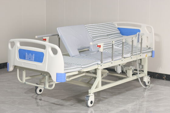 4 Motor Turning Nursing Bed 2050x960mm Manual Backup with Wood Grain Dining Table